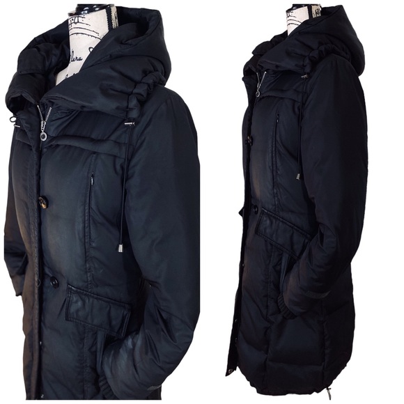 DKNY - Women’s Long Quilted Puffer Coat - Size Medium - Picture 5 of 16